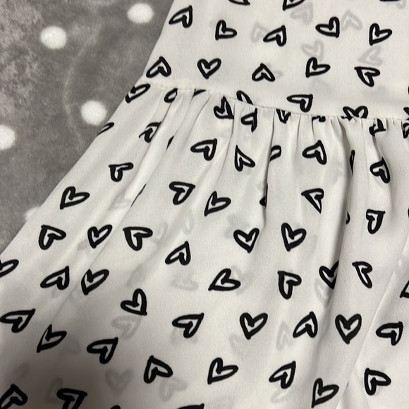 Peplum chiffon heart printed top - Picture 4 of 5